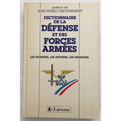 Dictionnaire de la défense et des forçes armées