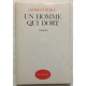 Un homme qui dort