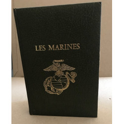 Les marines / scenes de la vie et des combats du corps des marines...