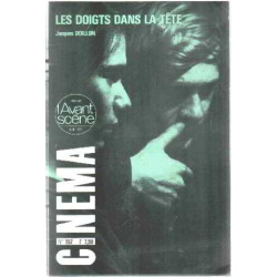 Les doigts dans la tete