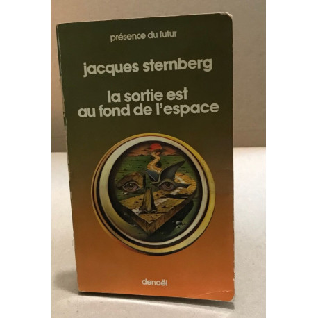 La sortie est au fond de l'espace