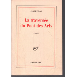 La traversée du pont des arts (service de presse)
