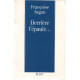 Derrière l'épaule