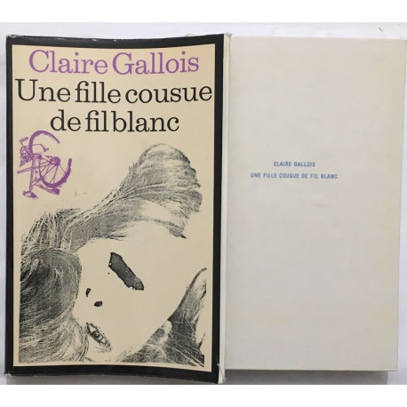 Une filel cousue de fil blanc