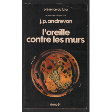 L'oreille contre les murs