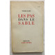 Les pas dans le sable