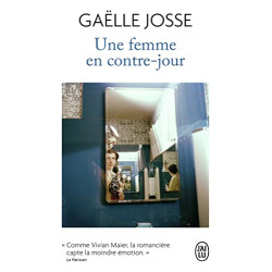 Une femme en contre-jour