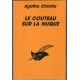 Le couteau sur la nuque