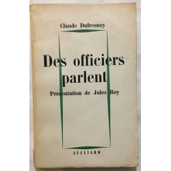 Des officiers parlent