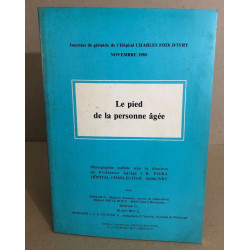 Le pied de la personne agée