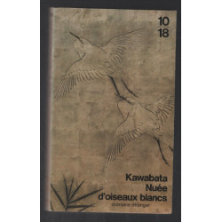 Nuée d'oiseaux blancs