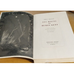 Les hauts du hurlevent / traduction de Frederic Delebecque /...