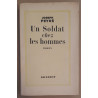 Un soldat chez les hommes